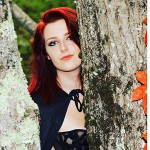 Meet your Posher, Renee